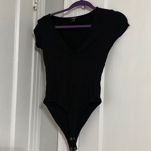black short sleeve body suit
